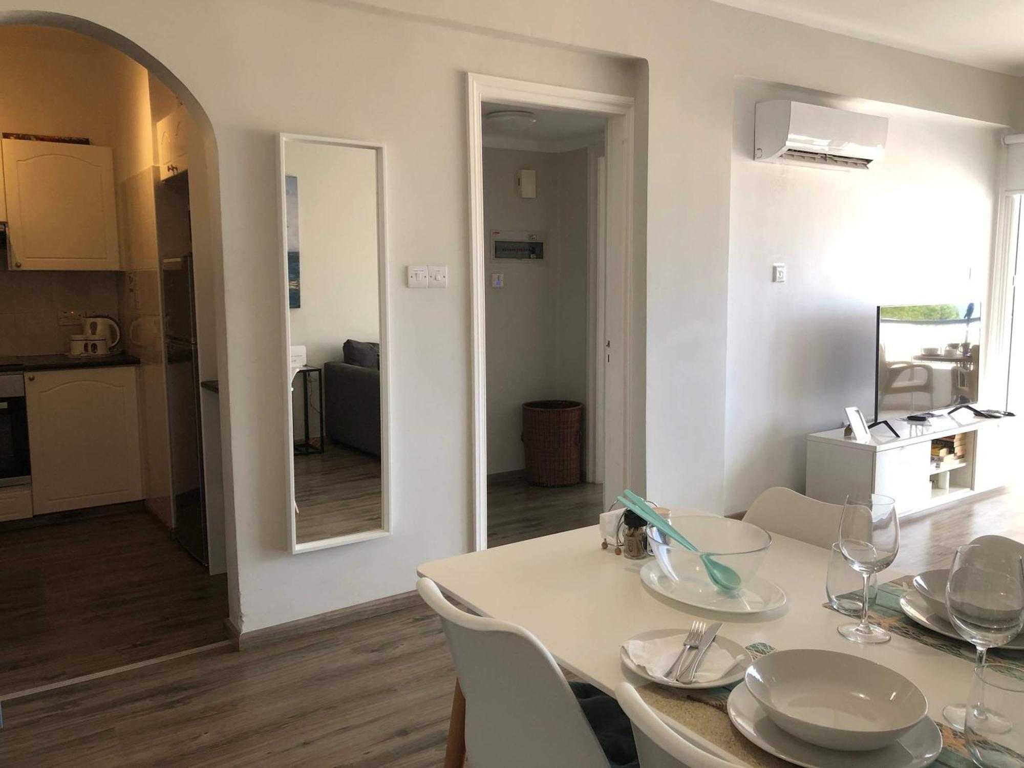 Kings Palace - Modern And Stylish 1 Bedroom Apartment Paphos ภายนอก รูปภาพ